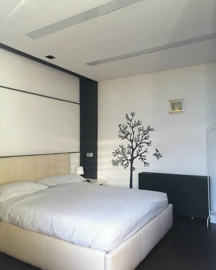 Le Vele Affittacamere Desenzano del Garda Luaran gambar