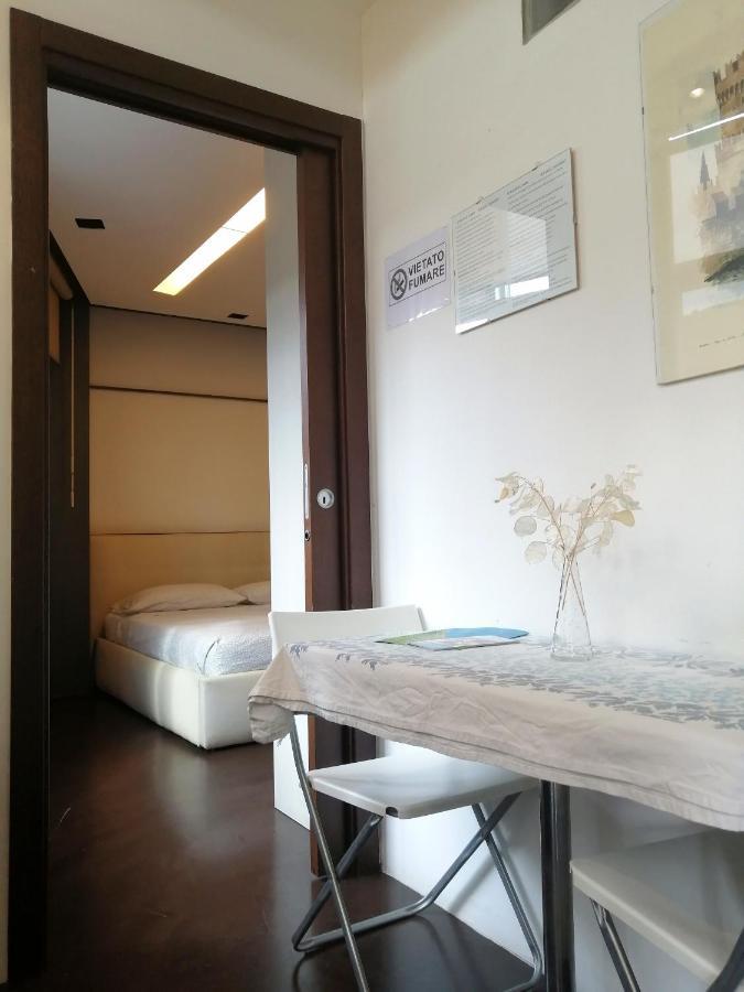 Le Vele Affittacamere Desenzano del Garda Luaran gambar